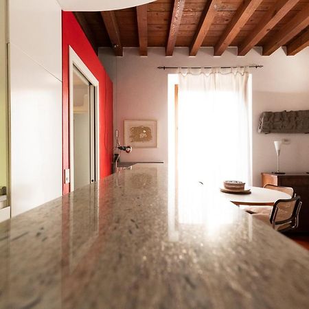 Anfiteatro Apartment In Brera Milán Exterior foto