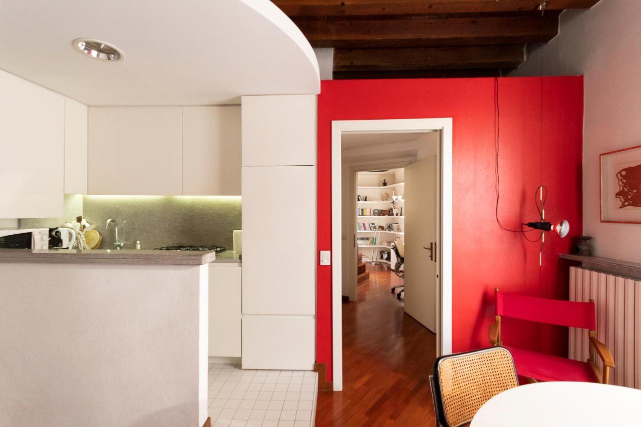 Anfiteatro Apartment In Brera Milán Exterior foto